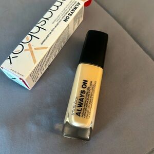 NEW Smashbox Always On Foundation, shade F30-N